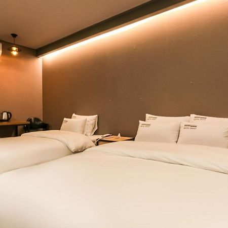 Hotel Band Pyeongtaek Bagian luar foto