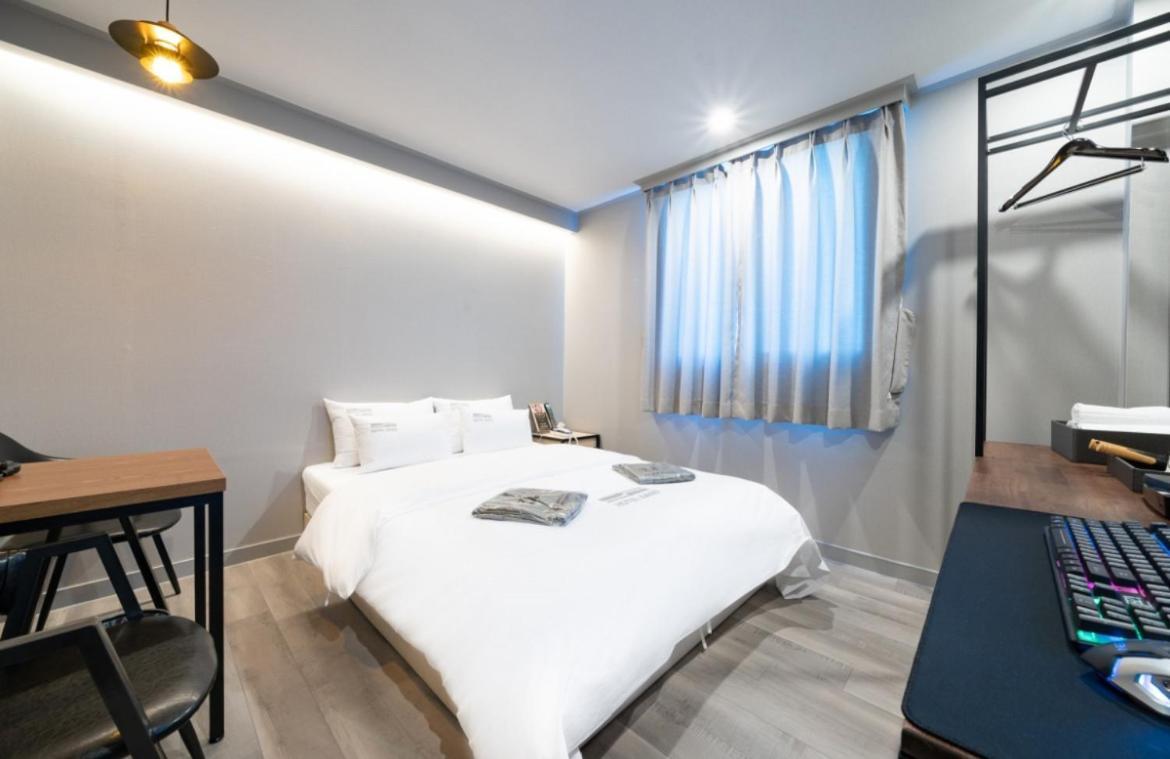 Hotel Band Pyeongtaek Bagian luar foto